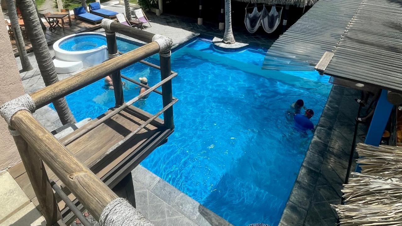 Johnnys Place Hotel Monterrico Esterno foto